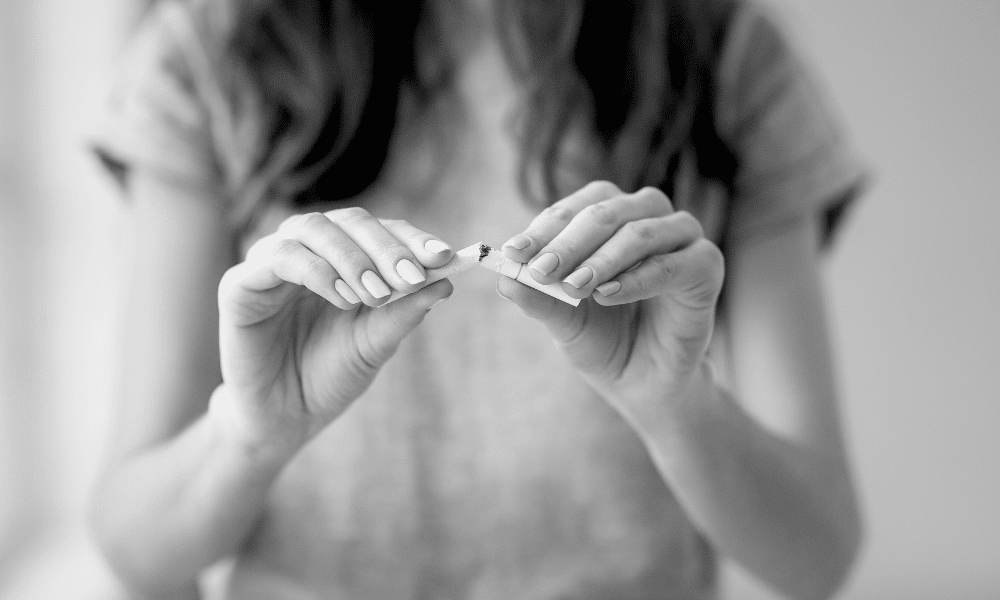 Cigarro x Cirurgia Plástica: Como o fumo afeta os resultados e a recuperação
